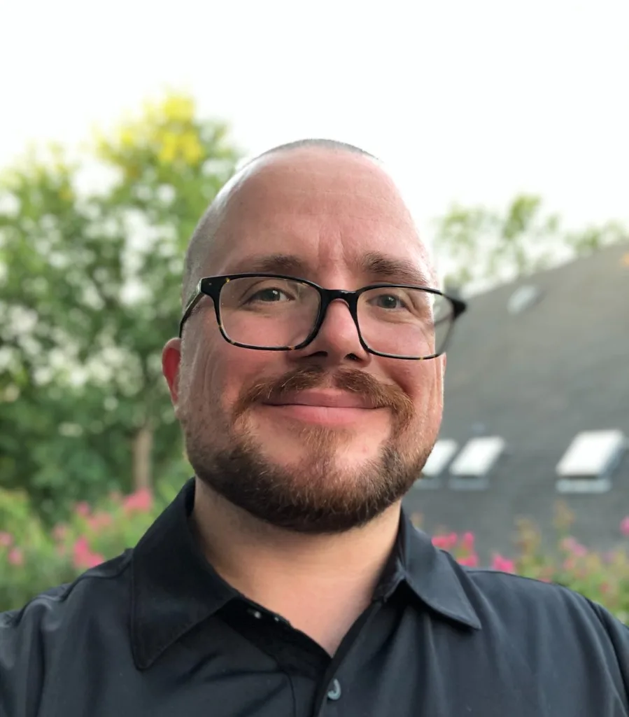 Tom Flann, founder and lead SEO strategist at SEOfor.Accountants, outdoors in Spokane Valley, Washington